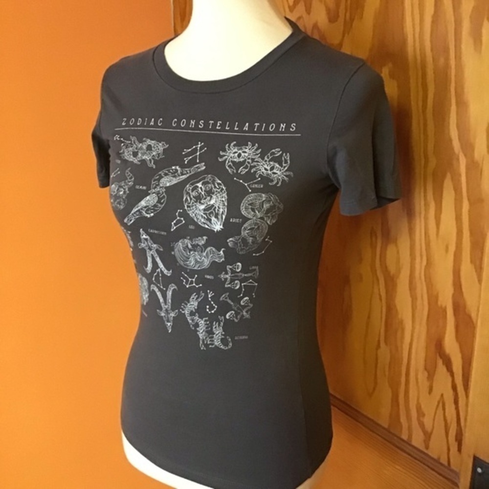 Fifth Sun Zodiac Constellations Graphic Tee | Vintage Astrology T-Shirt - Picture 5 of 10